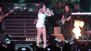NOCHE ESTRELLAS FIDELITY (14) 2013   ALEJANDRA GUZMAN - "MIRALA, MIRALO"