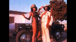Johnny Guitar Watson-I'm Gonna Get You Baby