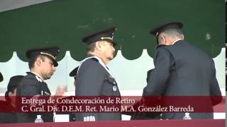 Condecoraciones de retiro a Generales de División.