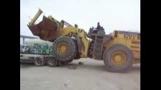 KOMATSU WA600 ホイルでおろしまぁ～～す。