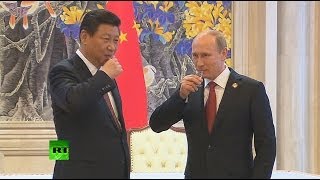 Владимир Путин и Си Цзиньпин подняли рюмки за исторический газовый контракт