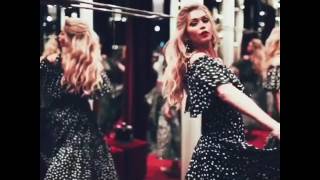Вера Брежнева в платье от Dolce & Gabbana
