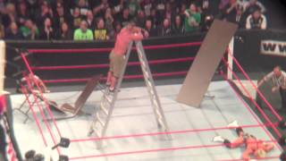 005 Поход на рестлинг в Нью-Йорке (WWE TLC 2012)