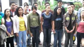 um choir walay vocalize..kanta ghapn..:-p