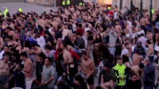 Desnudo Masivo por  Spencer Tunik // DondeTvenMagazine