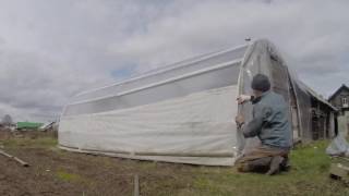Закрыть теплицу за минуту: инструкция-прикол To close the greenhouse for 60 sec