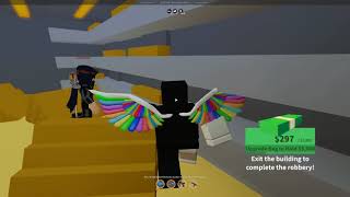 Нубик играет в Roblox Jailbreak