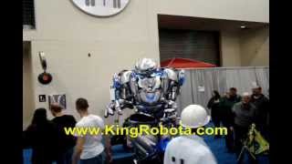 WORLD'S BEST ROBOT COSTUME EVER!!