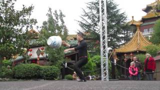 Chinese Acrobats in Phantasialand Part 2/3