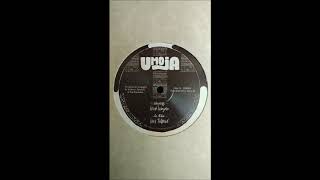 Rick Wayne Meets Ras Telford - Magnify / La Aldea