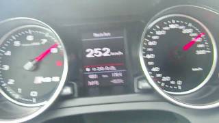 Audi RS 5 - 275 km/h