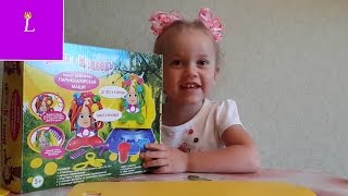 Лепим Маше прическу. Маша и медведь. Видео для детей. Masha and bear
