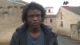 Calais migrants arrive in small French town