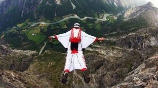 ❤♔Итальянский бейсджампер на огромной скорости пролетел сквозь узкое ущелье