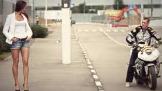 Motorcycle stunts for a girl  - Stuntex -