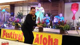 2014 Richard Ho'opi'i Leo Ki'eki' Falsetto Contest - Music Judge Kamaka Kukona Hula