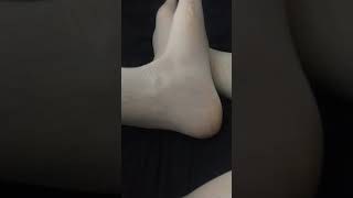 Silky oil sheen pantyhose