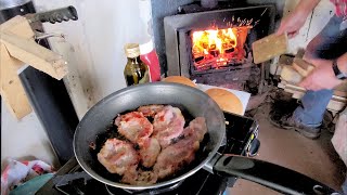 Gone Flying S01E04 Who Wants Bacon?