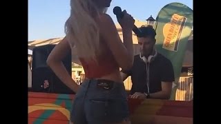 ALEYNA TİLKİDEN YÜREK HOPLATAN DANS VE SAHNE SHOWU +18