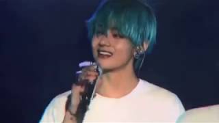 Taehyung was speaking English at BTS LY Tour in Singapore 20190119