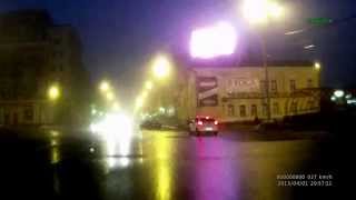 Включил поворотник и попер
