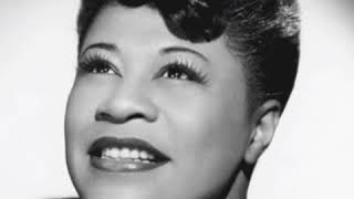 Ella Fitzgerald (with Bing Crosby ) - Silver Bells...