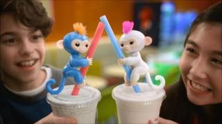 Smyths Toys - Fingerlings Baby Monkey