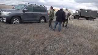Газ-66 vs Toyota Land Cruiser 200