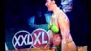 honey wrestling