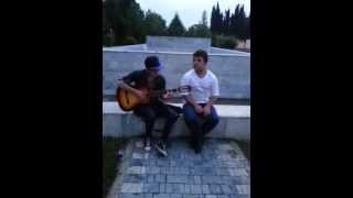 Gitarda Super Ifa Herkes Izlesin ( Derviwler Qurupunun Vokalist Ve Gitaristi)