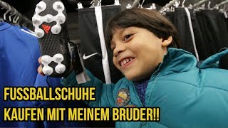 Heftige Fussballschuhe kaufen mit meinem Bruder!
