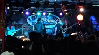 O´Funkillo & Estirpe "Nos vamos pal keli" - Louie Louie Estepona