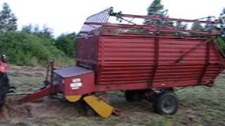 Ursus 2812 + przyczepa samozbierająca T055