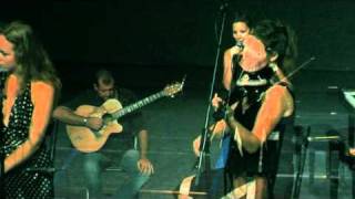 Elsa Jean McTaggart plays the fiddle!