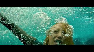 The Shallows - First Shark Attack