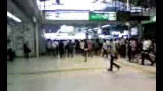 ＪＲ横浜線町田駅の改札口の混雑がピーク