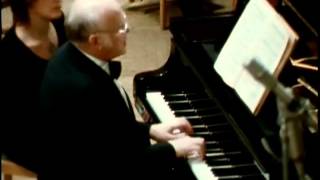 BACH  &  SVIATOSLAV RICHTER  Piano Concerto in D minor BWV 1052  (Allegro)