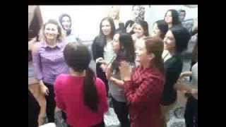 KIZLAR DANS YARIŞMASI (işitme engelliler)