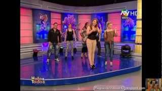 Cindy Marino en leggins color carne-"Sigue mi ritmo"-"Hola a Todos" 22/10/2012