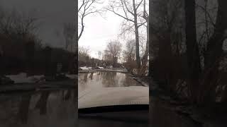 Газ 2410 плывет по воде, Волга плывет по Екатеринбургу