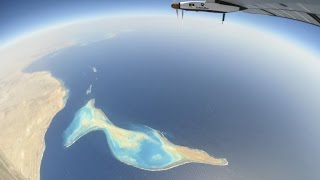Солнечный самолет приземлился в Абу-Даби
