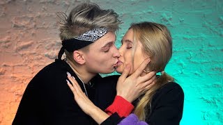 ПЕРВЫЙ ПОЦЕЛУЙ / КАК НАУЧИТЬСЯ ЦЕЛОВАТЬСЯ