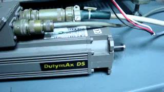 Servo drive Control Techniques MAXAX 100 y Servo motor DutyMax DS