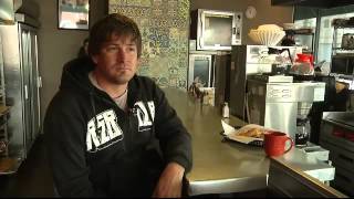 Owner of Jewish deli finds anti-Semitic notes on front door