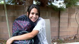 What's in my School Bag/Backpack!?