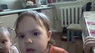 VLOG Милая девочка 1 год от Души танцует Лезгинку 2016 lezginka Armenian girl child