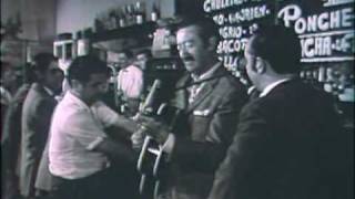 Escena de La Casa en que Vivimos (1970) de Patricio Kaulen