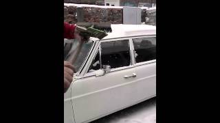 Mersedes_Benz_D220_1972_Winter_2012_22_12 Запуск двигателя в -12