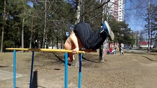 Падение мастера спорта с брусьев