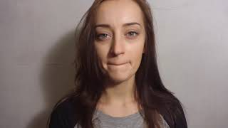 Practice Eye Contact With a Girl